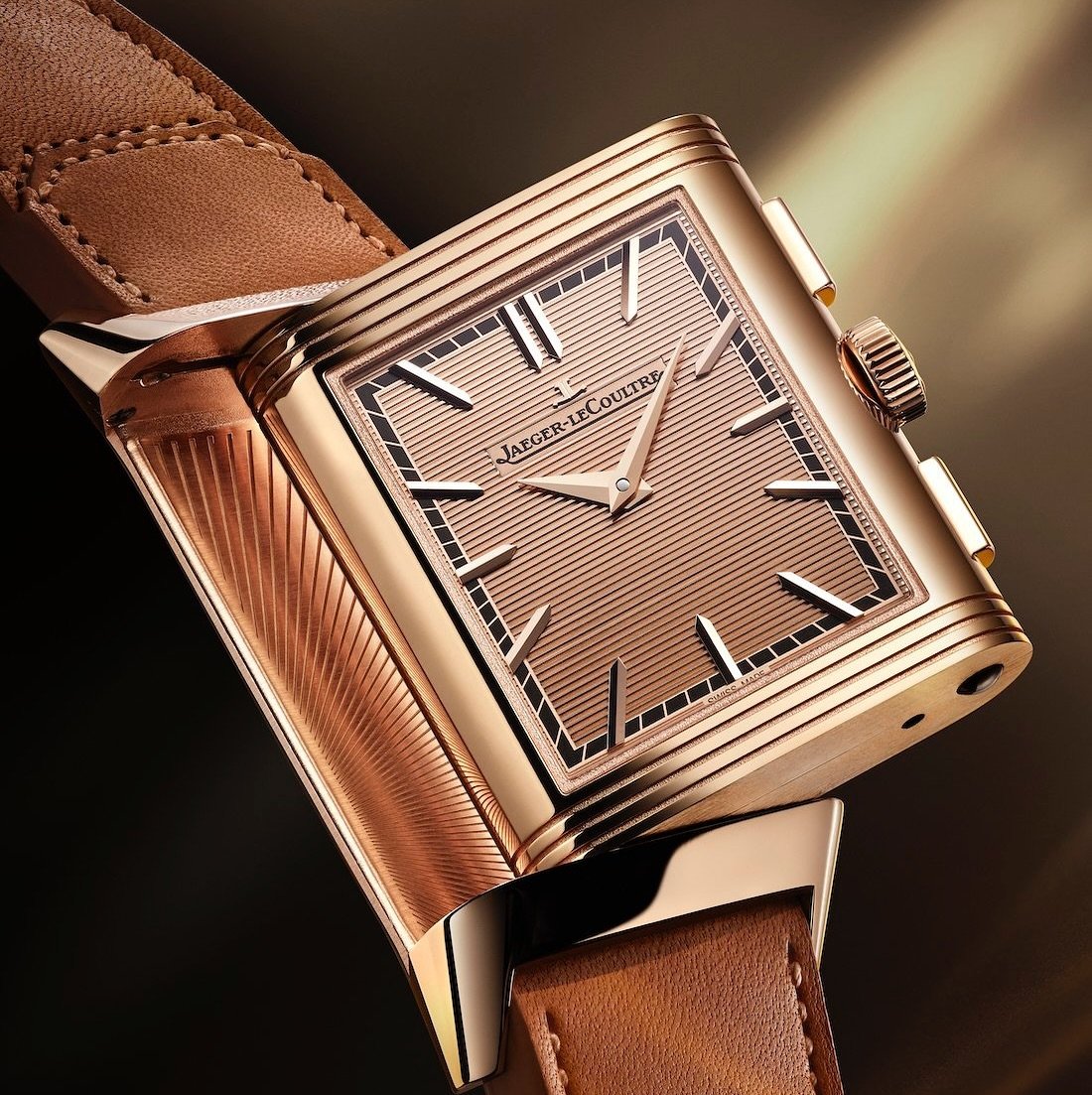 Following the launch of the Reverso Tribute Chronograph in 2023 in a steel or 18K pink gold case, @jaegerlecoultre has reinterpreted the quintessential sporting complication in a new &lsquo;full pink gold&rsquo; version for 2024. This time, the 18K p